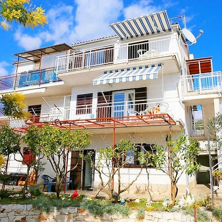 Apartmani Gabric Trogir Eksteriør bilde